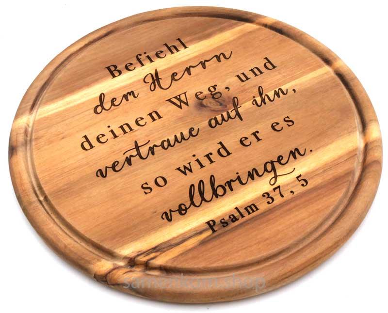Schneidebrett mit Bibelvers